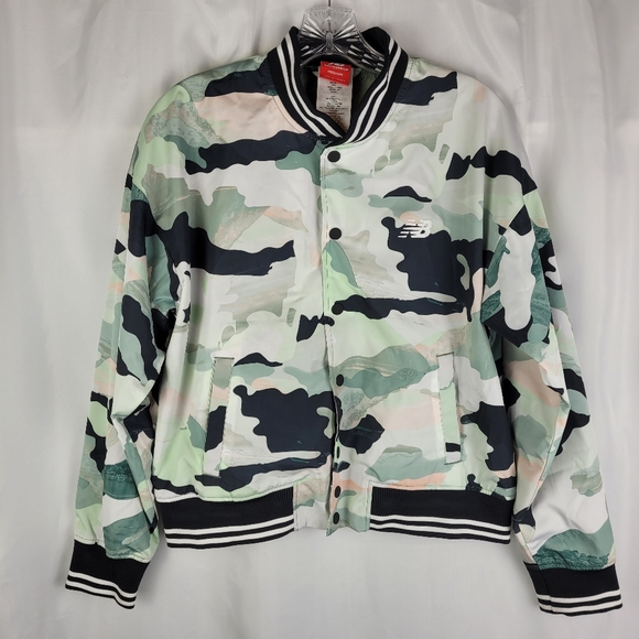 New Balance Camouflage Essential Stadium Snap Button Bomber Jacket Size Medium - Picture 1 of 15